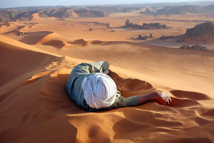 descanso en el desierto del Sahara